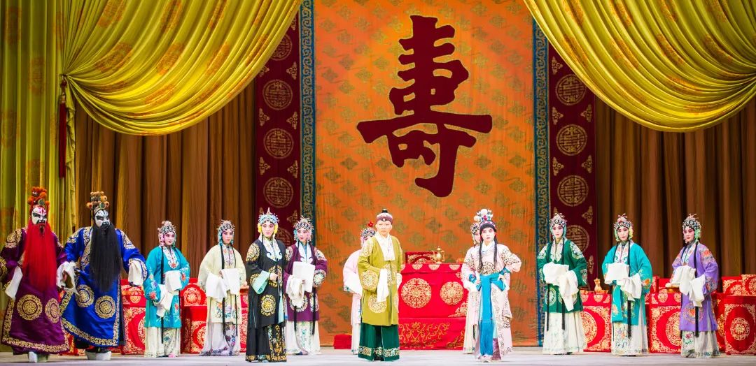 郭凡嘉、张兰领衔主演的京剧经典大戏《杨门女将》在国家大剧院演出
